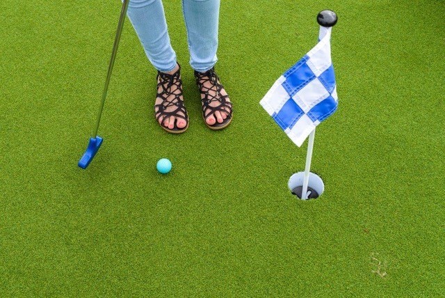 mini golf marketing